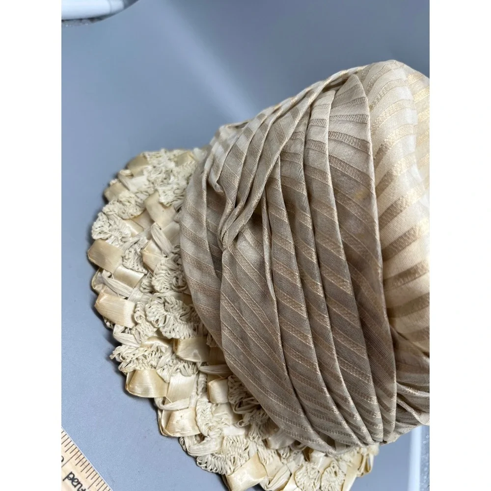 Vintage Cloche hat Cream Straw gathered‎ fabric velvet ribbon 21 inches